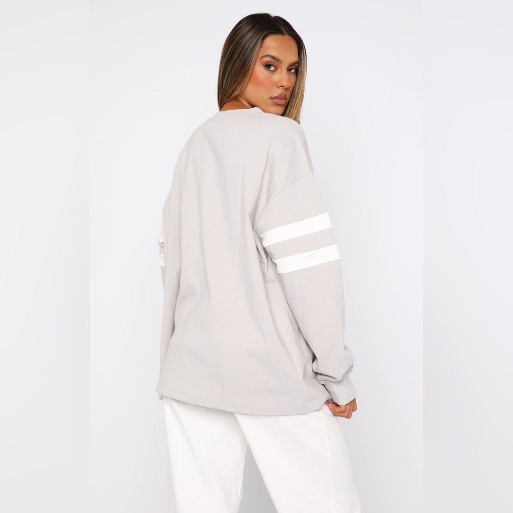 White Fox oversized long sleeve shirt - Picture 4 of 4